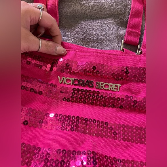 Victoria's Secret Pink Sequin Tote Bag with Shimmering Stripes - Picture 2 of 4